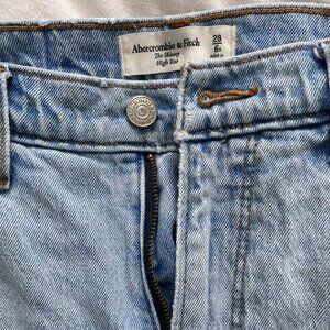 Abercrombie The Skinny High-Rise Jeans, Size 28 Petite, Light Blue Wash – Gently